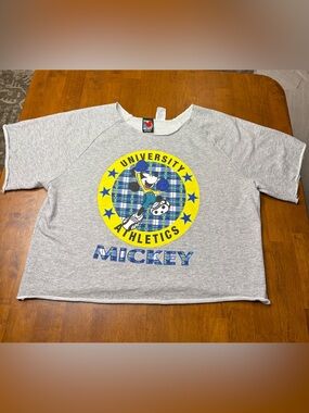 Vintage University Of Mickey Crew Neck Size XL